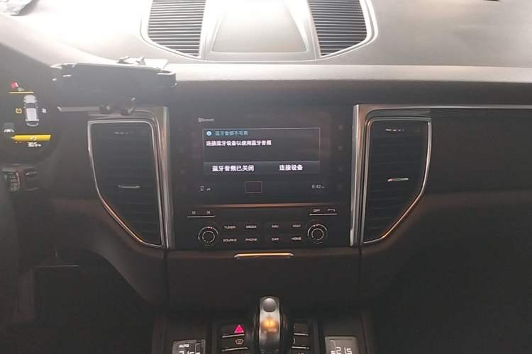 Used Porsche Macan 2017 Macan 2.0T Audio And AC Panel