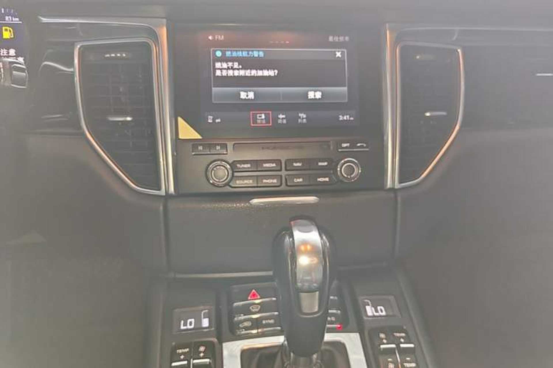 Used Porsche Macan 2017 Macan S 3.0T Audio And AC Panel