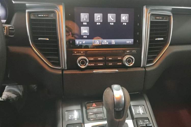 Used Porsche Macan 2017 Macan 2.0T Audio And AC Panel