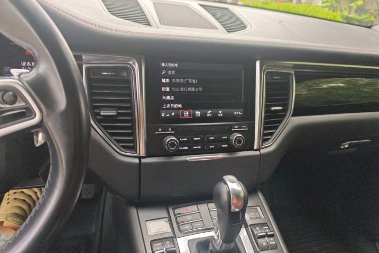 Used Porsche Macan 2017 Macan S 3.0T Audio And AC Panel