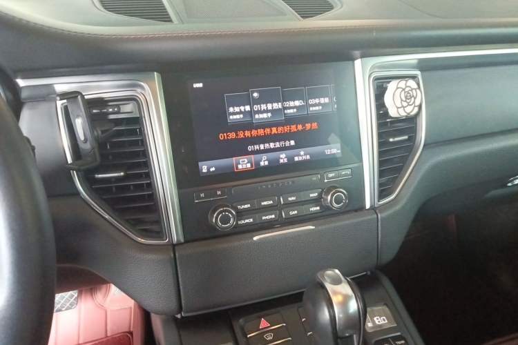 Used Porsche Macan 2017 Macan 2.0T Audio And AC Panel