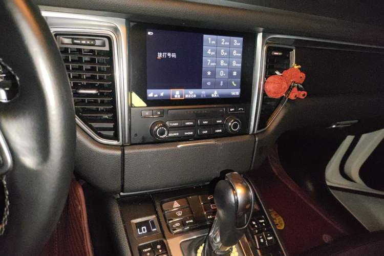 Used Porsche Macan 2017 Macan 2.0T Audio And AC Panel
