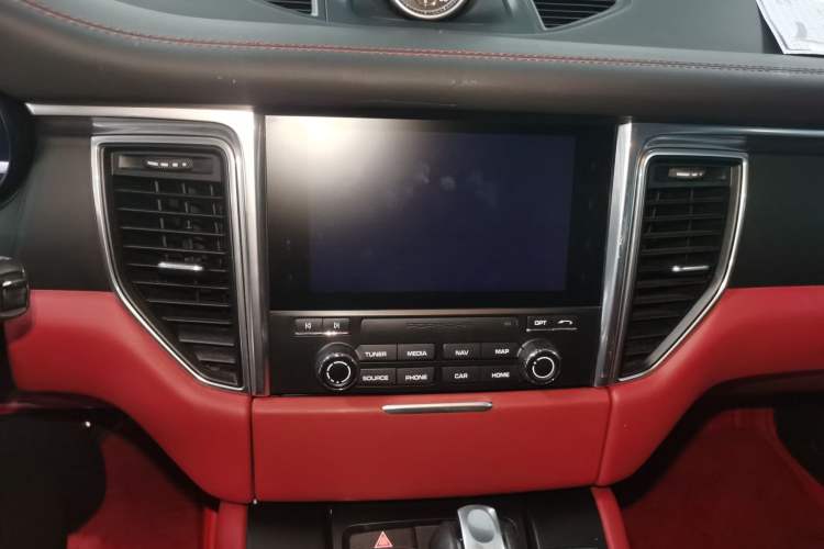 Used Porsche Macan 2017 Macan 2.0T Audio And AC Panel