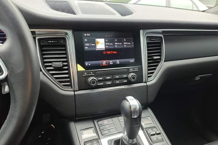 Used Porsche Macan 2017 Macan 2.0T Audio And AC Panel