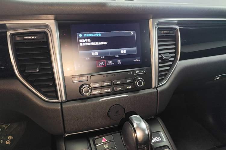 Used Porsche Macan 2017 Macan S 3.0T Audio And AC Panel