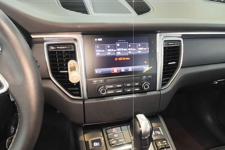Used Porsche Macan 2017 Macan 2.0T Audio And AC Panel