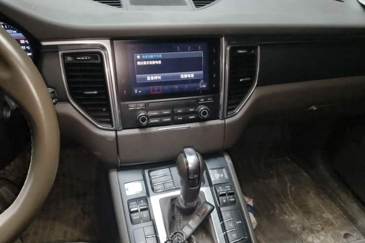 Used Porsche Macan 2017 Macan 2.0T Audio And AC Panel