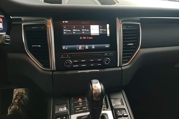 Used Porsche Macan 2017 Macan 2.0T Audio And AC Panel