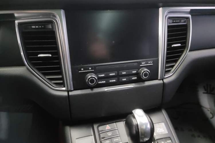 Used Porsche Macan 2017 Macan 2.0T Audio And AC Panel