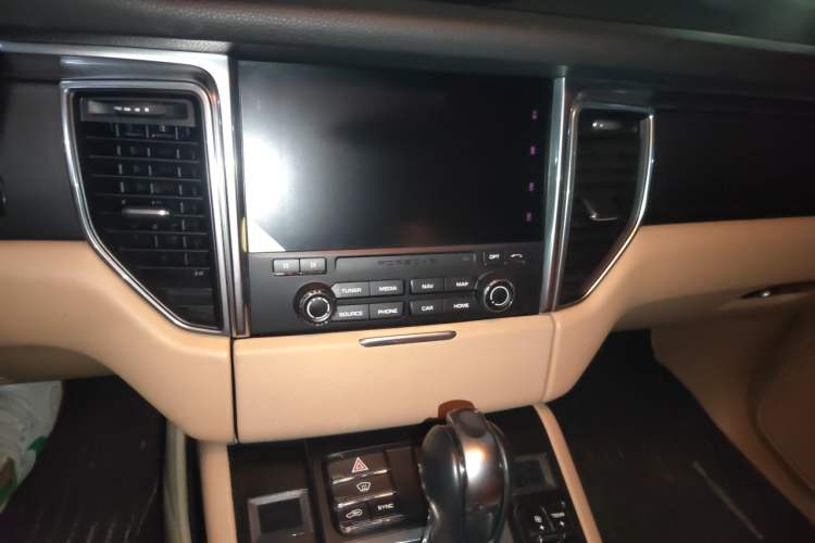 Used Porsche Macan 2017 Macan 2.0T Audio And AC Panel