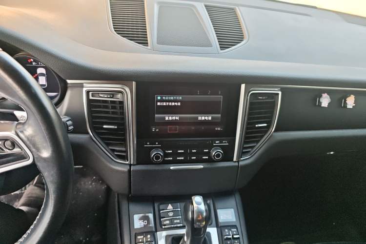 Used Porsche Macan 2017 Macan 2.0T Audio And AC Panel