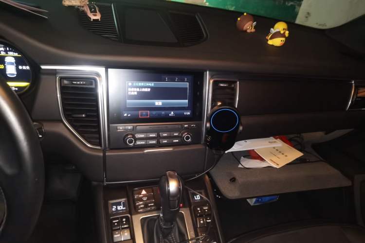 Used Porsche Macan 2017 Macan 2.0T Audio And AC Panel