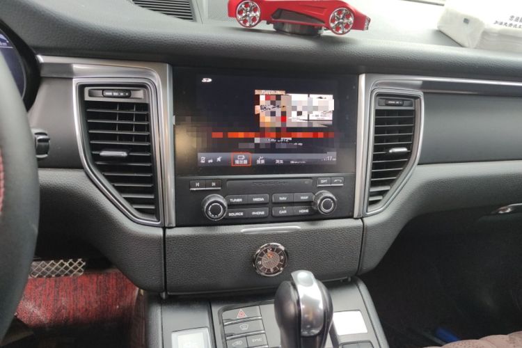 Used Porsche Macan 2017 Macan 2.0T Audio And AC Panel