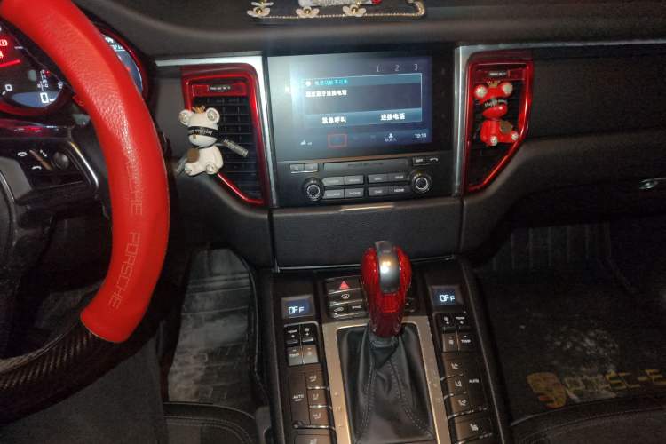 Used Porsche Macan 2017 Macan 2.0T Audio And AC Panel