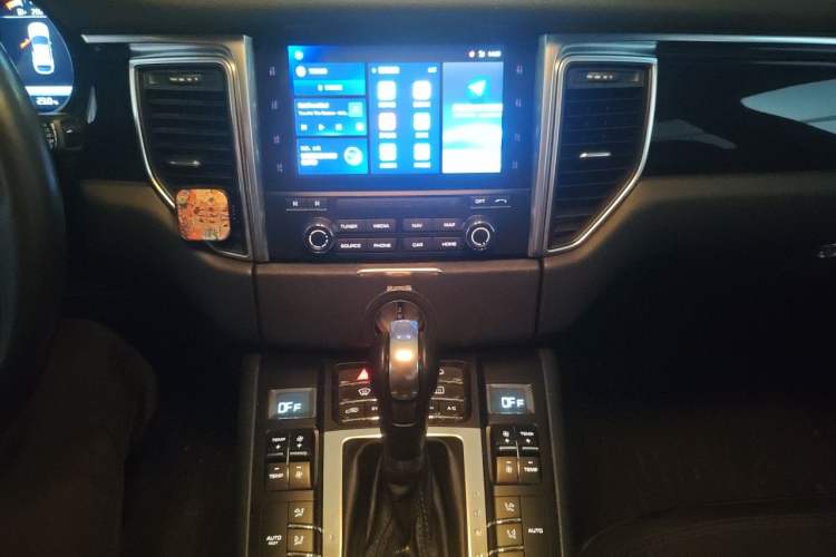 Used Porsche Macan 2017 Macan 2.0T Audio And AC Panel