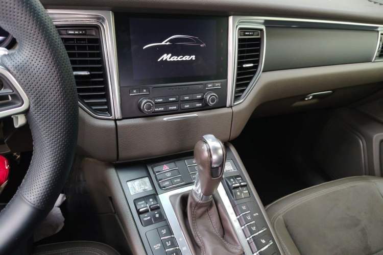 Used Porsche Macan 2017 Macan 2.0T Audio And AC Panel