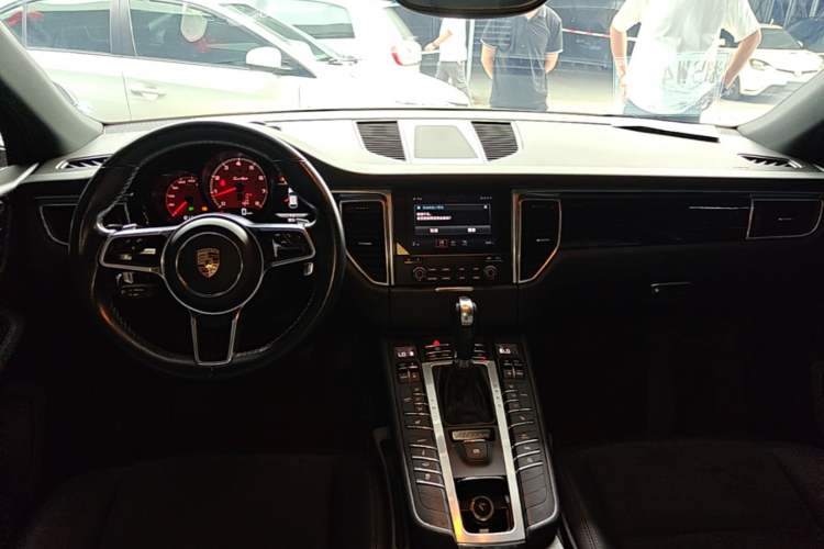 Used Porsche Macan 2017 Macan S 3.0T Center Console