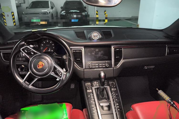Used Porsche Macan 2017 Macan 2.0T Center Console