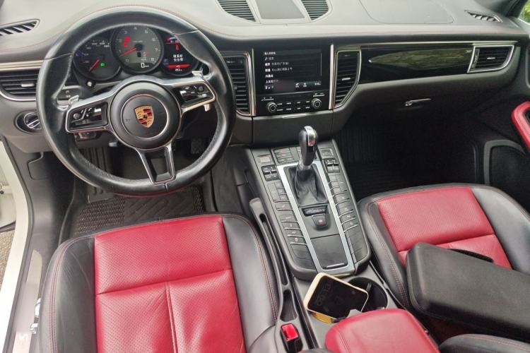Used Porsche Macan 2017 Macan S 3.0T Center Console