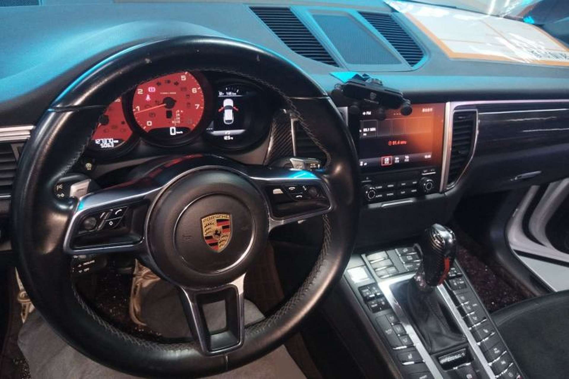 Used Porsche Macan 2017 Macan 2.0T Center Console