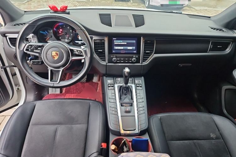 Used Porsche Macan 2017 Macan 2.0T Center Console