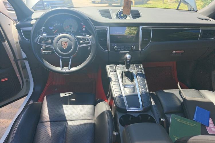 Used Porsche Macan 2017 Macan S 3.0T Center Console