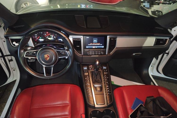Used Porsche Macan 2017 Macan GTS 3.0T Center Console