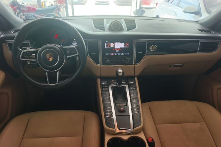 Used Porsche Macan 2017 Macan S 3.0T Center Console