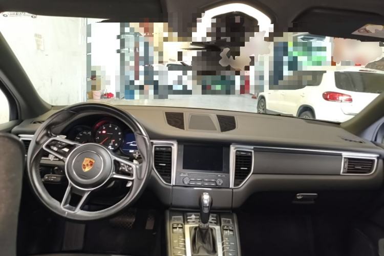 Used Porsche Macan 2017 Macan 2.0T Center Console
