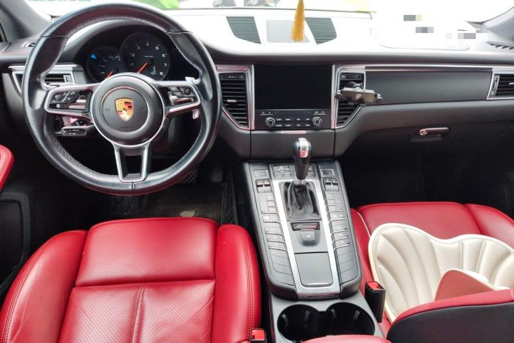 Used Porsche Macan 2017 Macan 2.0T Center Console