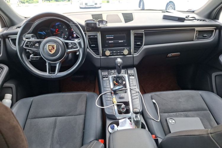 Used Porsche Macan 2017 Macan 2.0T Center Console