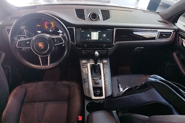 Used Porsche Macan 2017 Macan S 3.0T Center Console