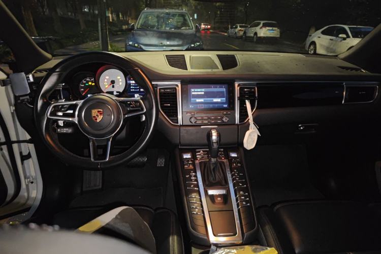Used Porsche Macan 2017 Macan S 3.0T Center Console