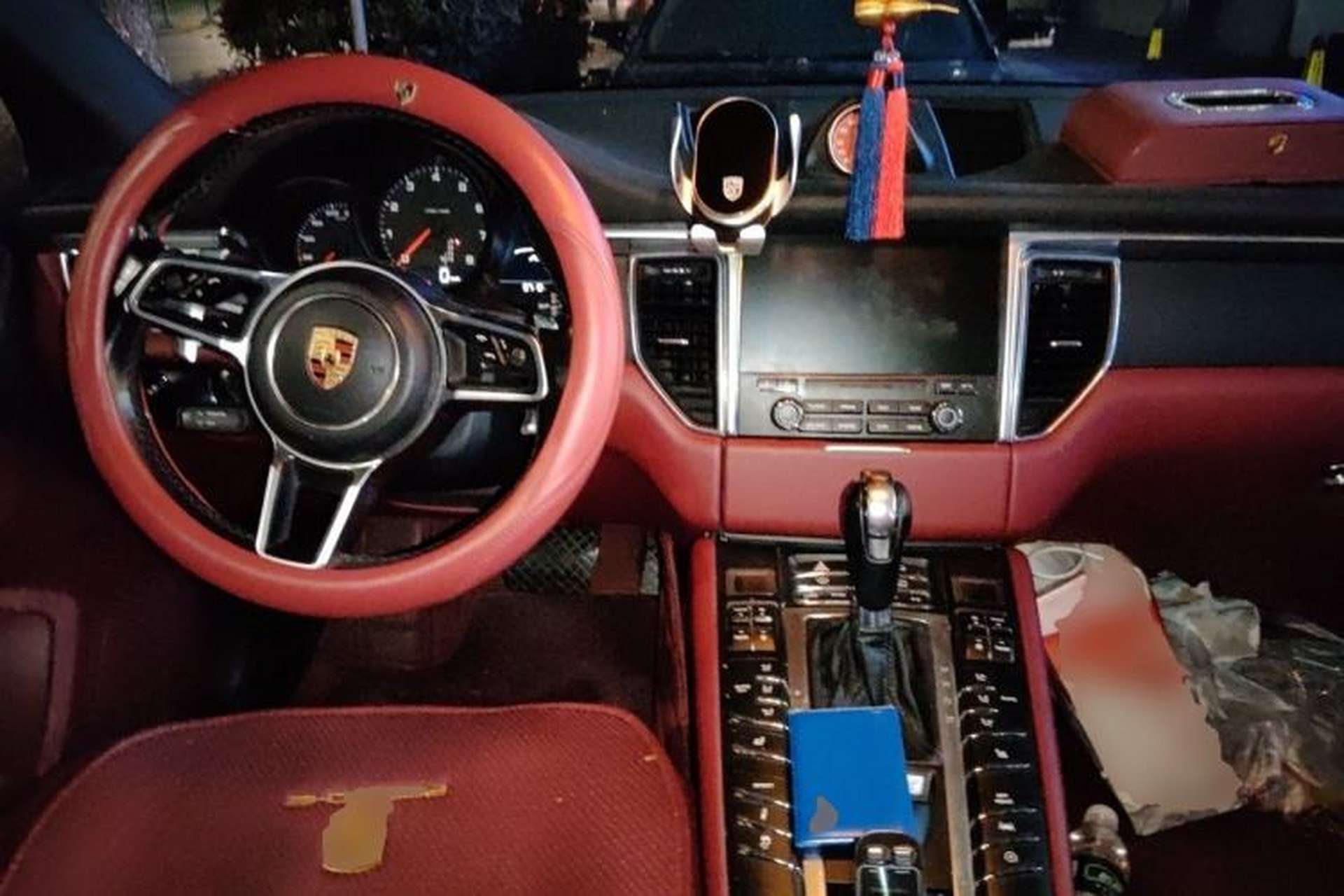 Used Porsche Macan 2017 Macan 2.0T Center Console