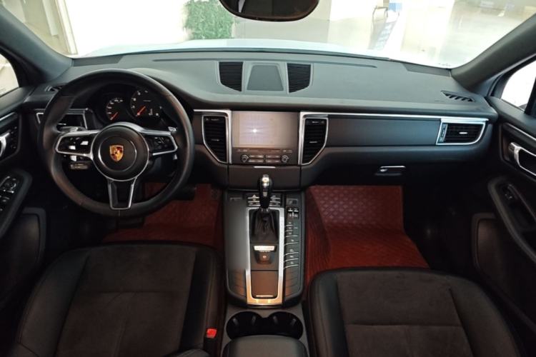 Used Porsche Macan 2017 Macan 2.0T Center Console