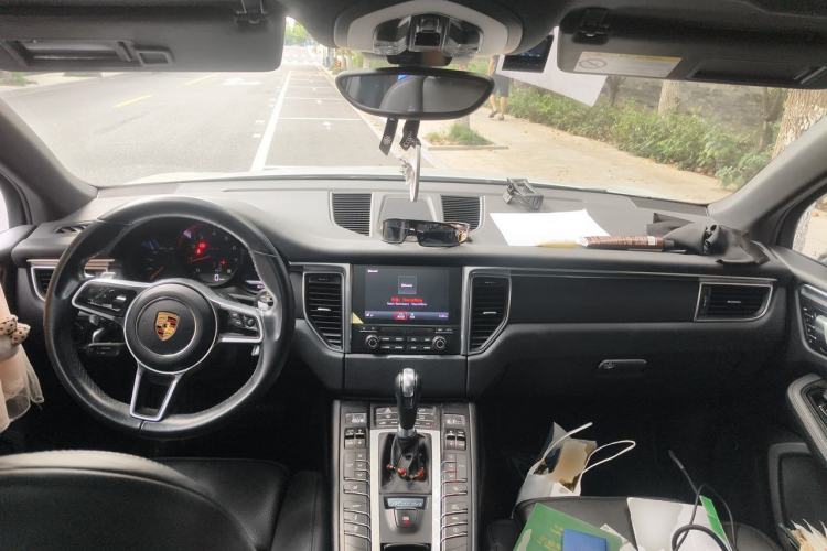 Used Porsche Macan 2017 Macan 2.0T Center Console