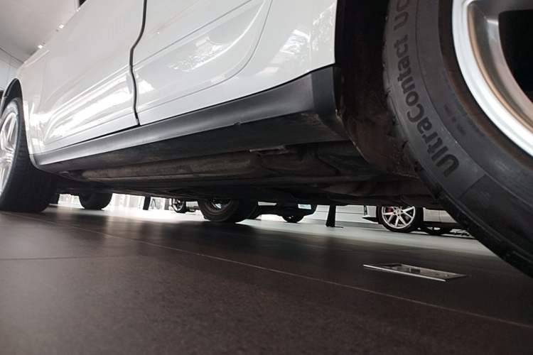 Used Porsche Macan 2017 Macan S 3.0T Chassis Rear Left