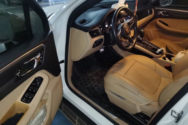 Used Porsche Macan 2017 Macan 2.0T Driver Seat