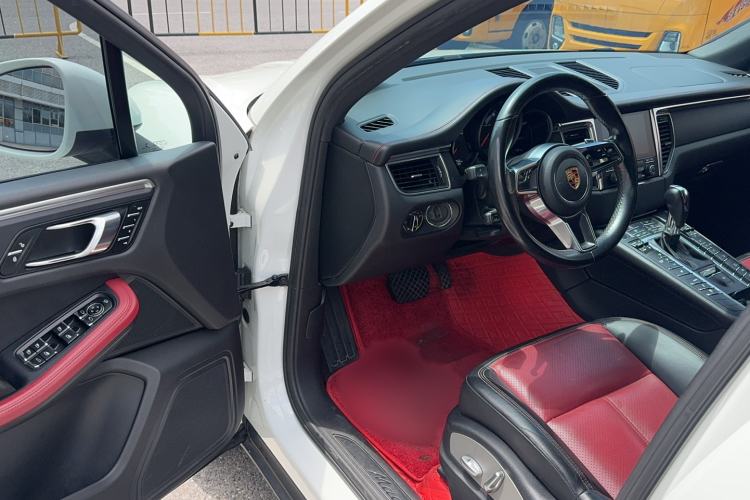 Used Porsche Macan 2017 Macan 2.0T Driver Seat