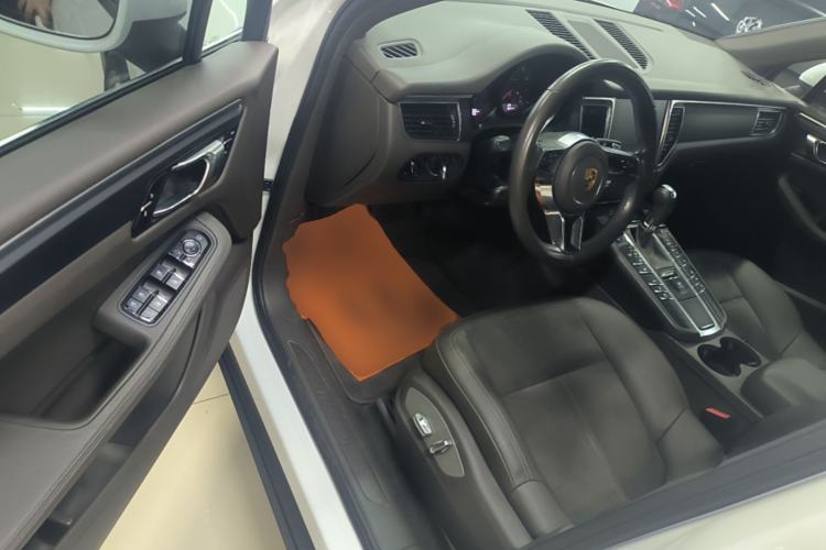 Used Porsche Macan 2017 Macan 2.0T Driver Seat