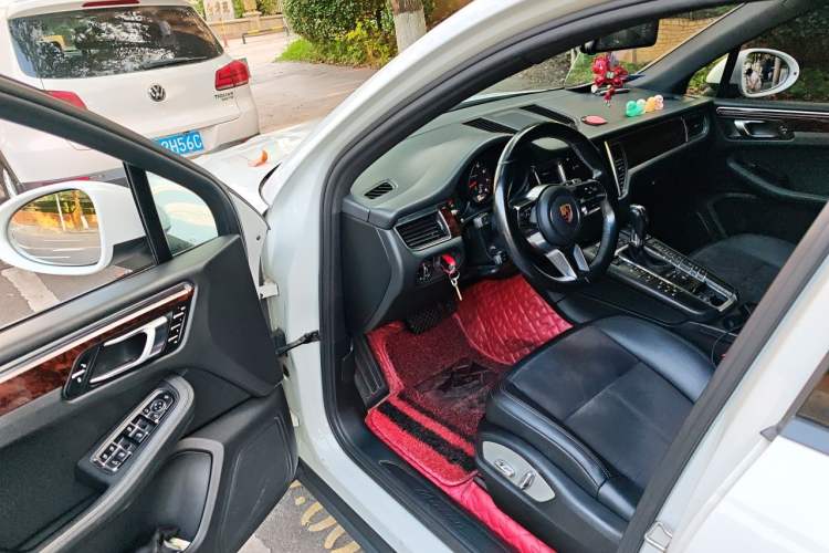 Used Porsche Macan 2017 Macan 2.0T Driver Seat