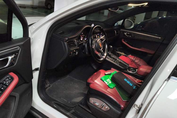 Used Porsche Macan 2017 Macan 2.0T Driver Seat