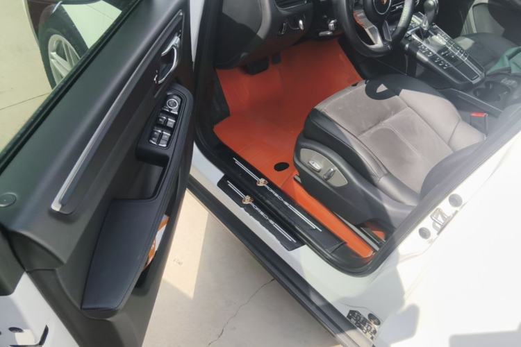 Used Porsche Macan 2017 Macan 2.0T Driver Seat