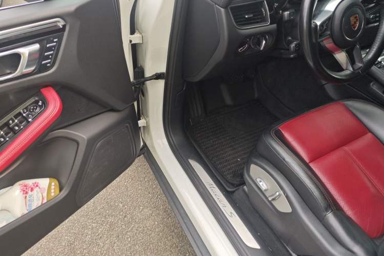 Used Porsche Macan 2017 Macan S 3.0T Driver Seat
