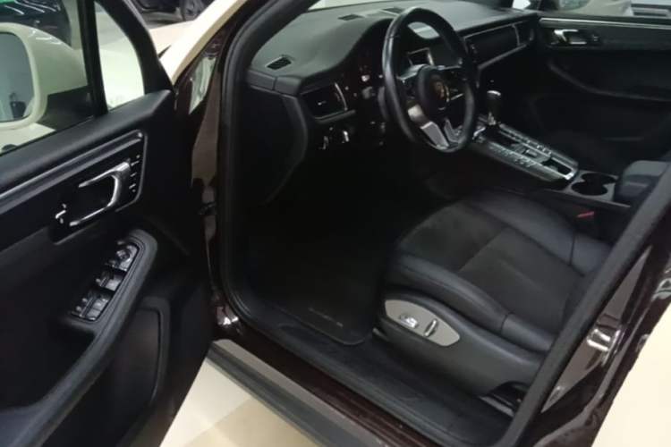 Used Porsche Macan 2017 Macan 2.0T Driver Seat