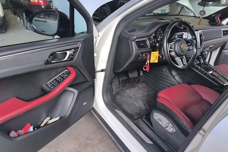 Used Porsche Macan 2017 Macan 2.0T Driver Seat