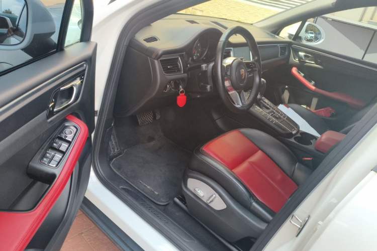 Used Porsche Macan 2017 Macan 2.0T Driver Seat