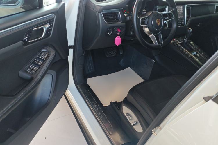 Used Porsche Macan 2017 Macan 2.0T Driver Seat