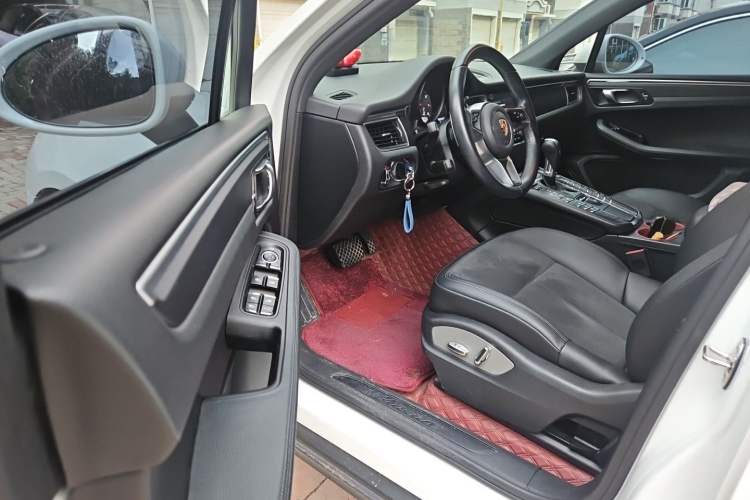 Used Porsche Macan 2017 Macan 2.0T Driver Seat