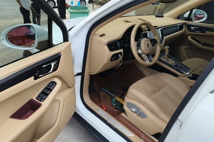 Used Porsche Macan 2017 Macan 2.0T Driver Seat